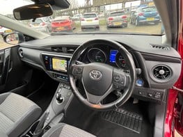 Toyota Auris VVT-I DESIGN TSS 17