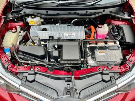 Toyota Auris VVT-I DESIGN TSS 