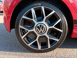 Volkswagen Up GTI 13