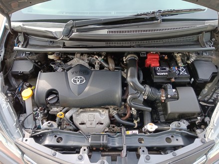 Toyota Yaris VVT-I EXCEL 