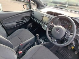 Toyota Yaris VVT-I EXCEL 16