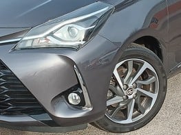 Toyota Yaris VVT-I EXCEL 3