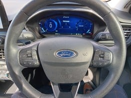 Ford Focus X EDITION MHEV 18
