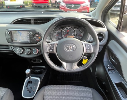 Toyota Yaris VVT-I ICON M-DRIVE S 18