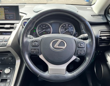 Lexus NX 300H PREMIER 20