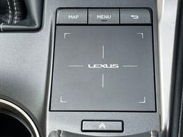 Lexus NX 300H LUXURY 36