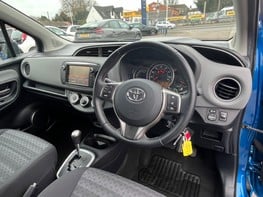 Toyota Yaris VVT-I ICON M-DRIVE S 17