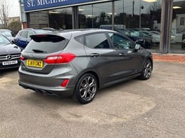 Ford Fiesta ST-LINE EDITION 8