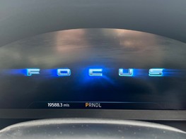 Ford Focus TITANIUM X 20