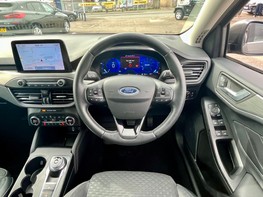 Ford Focus TITANIUM X 18