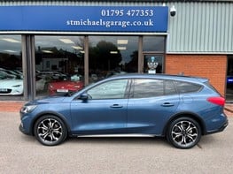 Ford Focus ACTIVE X 11