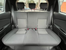 Toyota Yaris VVT-I DESIGN M-DRIVE S 45