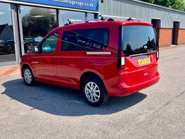 Ford Tourneo Connect TITANIUM ECOBLUE 9