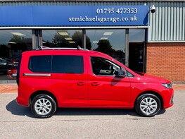 Ford Tourneo Connect TITANIUM ECOBLUE 10