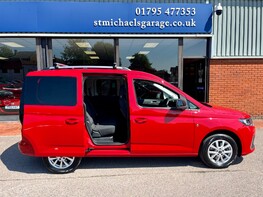 Ford Tourneo Connect TITANIUM ECOBLUE 11