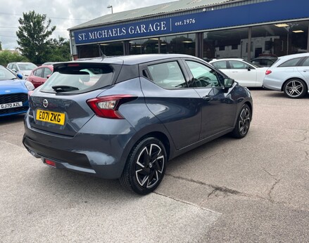 Nissan Micra IG-T ACENTA XTRONIC 8