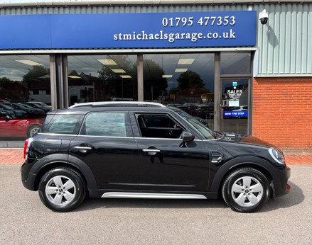 Mini Countryman COOPER 10