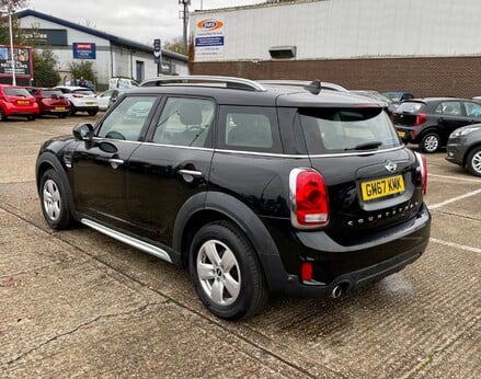 Mini Countryman COOPER 8