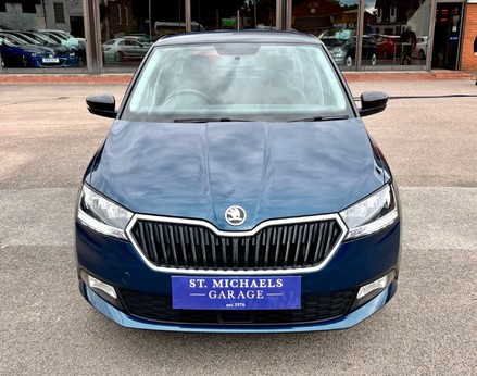 Skoda Fabia COLOUR EDITION TSI 5