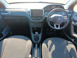 Peugeot 208 PURETECH ALLURE 2