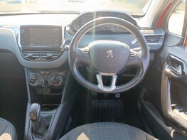 Peugeot 208 PURETECH ALLURE 18