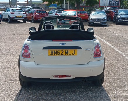 Mini Convertible ONE 6