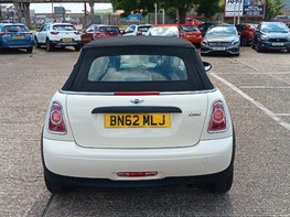 Mini Convertible ONE 15