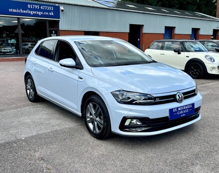 Volkswagen Polo R-LINE TSI 4