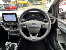 Ford Fiesta TITANIUM 18