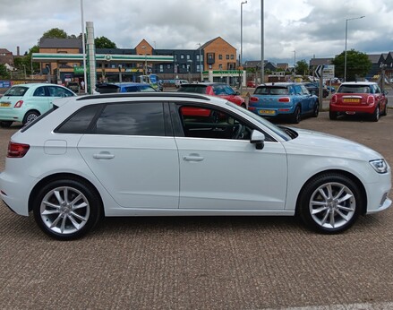 Audi A3 SPORTBACK TFSI SPORT 10