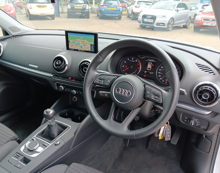 Audi A3 SPORTBACK TFSI SPORT 17