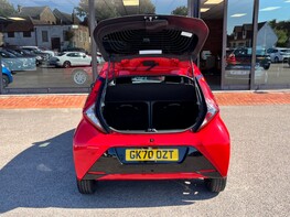 Toyota Aygo VVT-I X-TREND X-SHIFT TSS 49