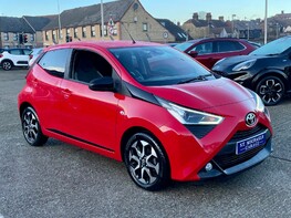 Toyota Aygo VVT-I X-TREND X-SHIFT TSS 3