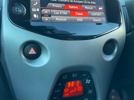 Toyota Aygo VVT-I X-TREND X-SHIFT TSS 36