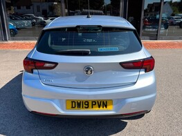 Vauxhall Astra SRI NAV S/S 6