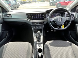 Volkswagen Polo SE TSI 2