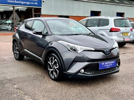 Toyota C-HR DESIGN 4