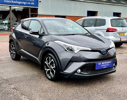 Toyota C-HR DESIGN 4