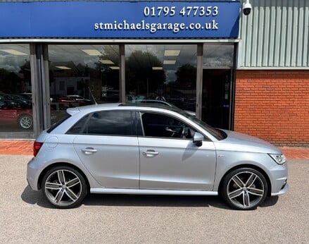 Audi A1 SPORTBACK TFSI BLACK EDITION NAV 10