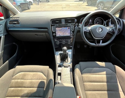 Volkswagen Golf GT TSI ACT BLUEMOTION TECHNOLOGY 2