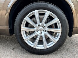 Volvo XC90 D5 INSCRIPTION AWD 16