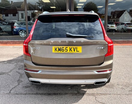 Volvo XC90 D5 INSCRIPTION AWD 6