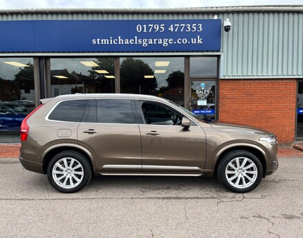 Volvo XC90 D5 INSCRIPTION AWD 10