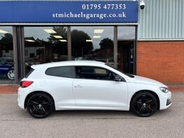 Volkswagen Scirocco R LINE TSI BLUEMOTION TECHNOLOGY 10