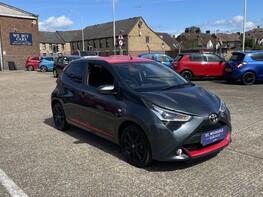 Toyota Aygo VVT-I X-PRESS 4