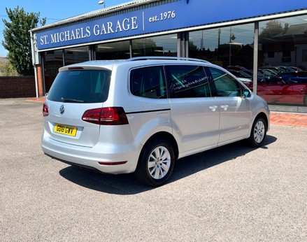 Volkswagen Sharan SE TDI BLUEMOTION TECHNOLOGY 8