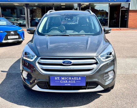 Ford Kuga TITANIUM X 5