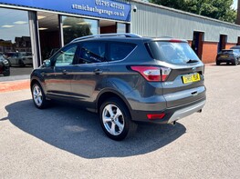 Ford Kuga TITANIUM X 9