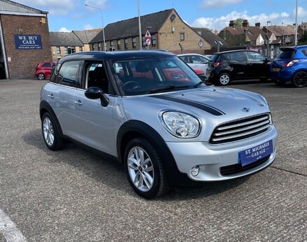 Mini Countryman COOPER 4