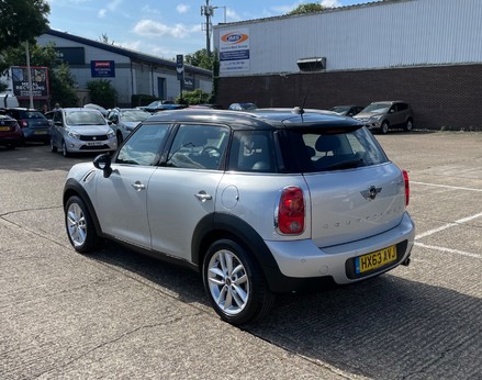 Mini Countryman COOPER 9